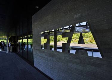 Spanish FA sanctioned by FIFA for transfer of minors