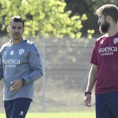 Míchel medita cambios en su once para recibir al Oviedo