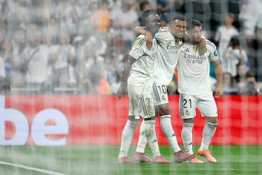 Brahim Díaz comemora gol pelo Real Madrid em partida.