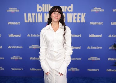 Aitana Ocaña posa en la alfombra roja de los Billboard Latin Music Week 2025 celebrados en Miami.