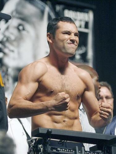 Mike Tyson vs Roy Jones Jr: preview and predictions