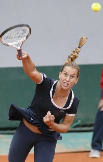 Dominika Cibulkova de Eslovaquia.