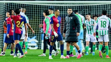 El partido comenz con el Bar?a adelantndose gracias a un gol de Gavi en el minuto 7. Sin embargo, el Betis reaccion rpidamente y Natan igual el marcador en el minuto 17. A pesar de los intentos del ataque blaugrana, el conjunto cul no logr encontrar el gol de la victoria.