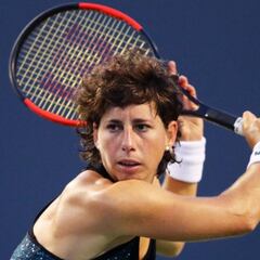 Carla se 'abona' a los abandonos para meterse en la final