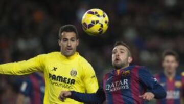 Barcelona y Villarreal se enfrentaron por la Liga en el Camp Nou en partido que termin&oacute; 3-2 a favor de los locales. 