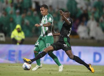 Atlético Nacional eliminó en cuartos de final al Deportivo Cali con doblete de Dayro Moreno a los 50 y 90 minutos. Los verdes avanzaron a semifinales con un marcador de 2-1.