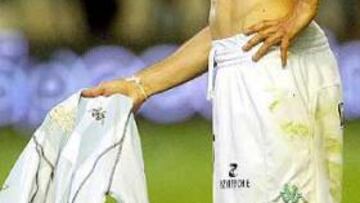 <B>¿ÚLTIMA FAENA?</B> El partido frente al sevilla pudo ser el último de Joaquín con la camiseta verdiblanca.