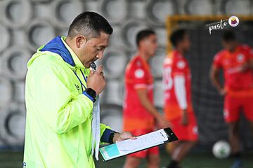 Después de tres años en Patriotas, el técnico de 38 años tendrá dirigirá su segundo club en el fútbol colombiano. Su reto será no caer en zona de descenso.