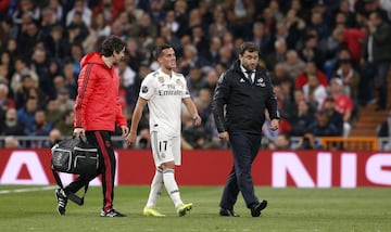 Lucas Vázquez se retiró lesionado.