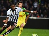 Ekambi está muy cerca de fichar y Rukavina, de renovar