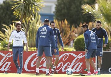 Buenos Aires 02 Octubre 2017
Eliminatorias Rusia 2018
Entrenamiento de la SelecciÃ³n Argentina previo al partido contra Peru, en el Predio Julio H Grondona.

Foto Ortiz Gustavo 