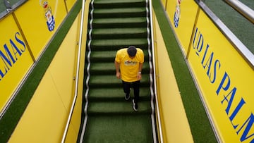 26/05/24 PARTIDO PRIMERA DIVISION
UD LAS PALMAS - ALAVES
PASILLO VESTUARIOS TRISTEZA