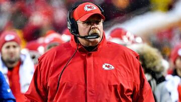 KANSAS CITY, MO - JANUARY 12: Head coach Andy Reid of the Kansas City Chiefs looks at the crowd after a snowball hit the sidelines during the first half of the AFC Divisional Round playoff game against the Indianapolis Colts at Arrowhead Stadium on January 12, 2019 in Kansas City, Missouri.   Peter Aiken/Getty Images/AFP
 == FOR NEWSPAPERS, INTERNET, TELCOS &amp; TELEVISION USE ONLY ==