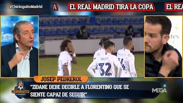 Marcelo e Isco charlando entre risas antes del comienzo de la prórroga.