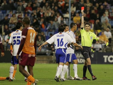 El turolense debutó con el Real Zaragoza ante el Recreativo de Huelva pero fue expulsado por doble amarilla tras jugar 31 minutos. Los aragoneses ganaron 3-0.