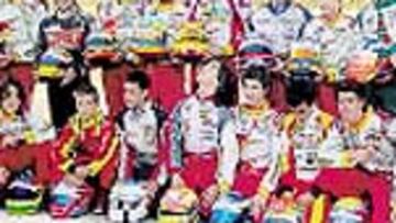 <b>EL FUTURO. </b>Éstos fueron algunos de los becados durante 2005.