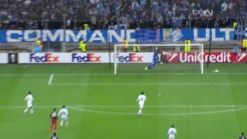 Aritz Aduriz scored this spectacular volley against Marseille in the Europa League.