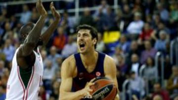 Ante Tomic, defendido por Chris Singleton.