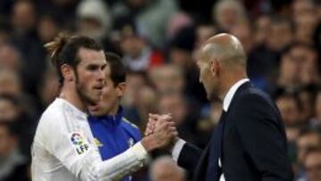 Bale saluda a Zidane.
