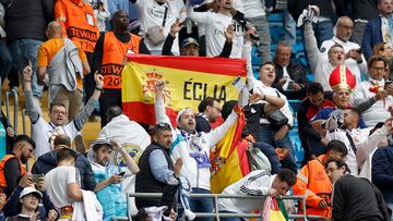 Aficionados del Real Madrid en el Etihad Stadium.