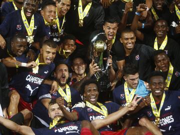 Independiente Medellín se quedó con el título de la Copa Águila 2019. El equipo dirigido por Aldo Bobadilla se impuso con goles de Adrián Arregui y Germán Cano. El descuento fue por parte de Danny Rosero.
