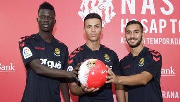 25/07/16 PRETEMPORADA NASTIC DE TARRAGONA PRESENTACION TRES JUGADORESNUEVO FICHAJE IZQUIERDA A DERECHA DJETEI MALOKU RHARSALLA
