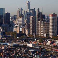 ¿Es feriado el viernes 30 de abril o el lunes 3 de mayo en Argentina?
