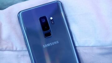 Samsung Galaxy S10 con pantalla trasera, nueva patente de Samsung