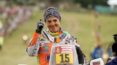 Es la primera mujer española en conseguir acabar 8 Dakar consecutivos y estar en el Top 10 de la edición 2018.