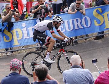 Froome revoluciona el Giro a 2 etapas del final