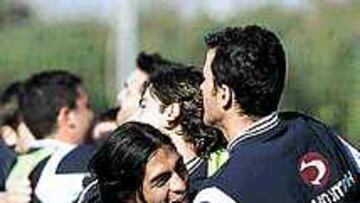 DIVERTIMENTO. Palencia y sus compañeros se lo pasaron en grande ayer.