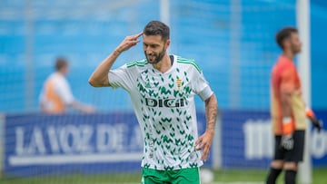 El Oviedo recupera la p¨®lvora y ya gana