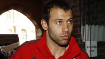 Hodgson: "Esperamos que algún club ofrezca lo que vale Mascherano"