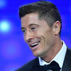 Lewandowski y el Bayern arrasan en los premios UEFA