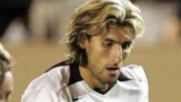 <b>NUEVE AÑOS EN BLANCO</b>. El asturiano deja el club en el que ha vivido la mayor parte de su carrera deportiva.