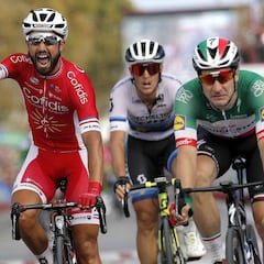 Bouhanni se impone al sprint en una tensa etapa por el viento