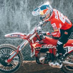 Prado inicia el asalto a la corona