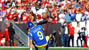 There seems to be a problem between the Rams' Matthew Stafford and the Bucs' Ndamukong Suh. Whatever the case, Stafford's wife doesn't like it one bit.