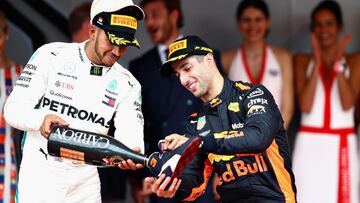 The English are doing too well in sport! - Ricciardo aims to pip Hamilton