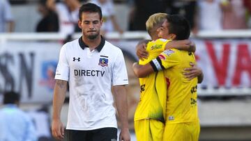 Futbol, San Luis vs Colo Colo.
Undecima fecha, campeonato de Clausura 2016/17
El jugador de Colo Colo Octavio Rivero, izquierda, se lamenta luego de perder contra San L.uis el partido de primera division en el estadio Bicentenario Lucio Fariña en Quillota, Chile.
23/04/2017
Marcelo Hernandez/Photosport
***************
Football, San Luis vs Colo Colo.
11th date, Clousure Championship 2016/17
Colo Colo's player Octavio Rivero, left, reacts after losing against San L.uis for first division football match at Bicentenario Lucio Fariña stadium in Quillota, Chile.
23/04/2017
Marcelo Hernandez/Photosport