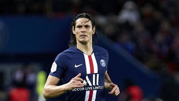 PARIS, FRANCE - FEBRUARY 09: Edinson Cavani of Paris Saint-Germain looks on during the Ligue 1 match between Paris Saint-Germain and Olympique Lyon at Parc des Princes on February 09, 2020 in Paris, France. (Photo by Quality Sport Images/Getty Images)