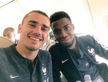 Griezmann y Lemar, compañeros con Francia y quizá en el Atlético.