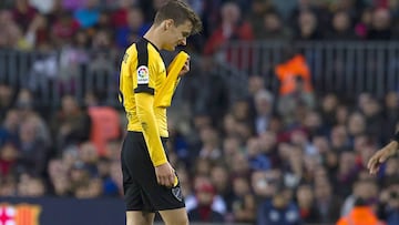 Llorente y Juankar, dos partidos tras sus rojas en el Camp Nou