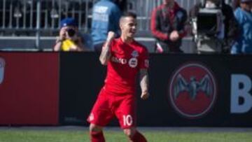 Giovinco celebra un tanto con el Toronto.