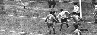 El día en que Boca jugó con la camiseta del Milan ante la U