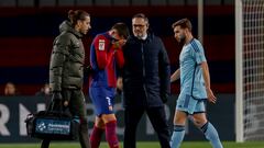 Ferran Torres se retira lesionado en el partido de ayer ante Osasuna.