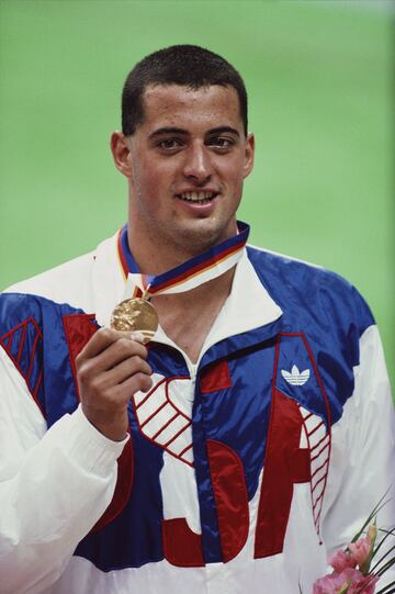 El rey de la piscina fue el americano Matt Biondi, que logró siete medallas, cinco de ellas de oro. 