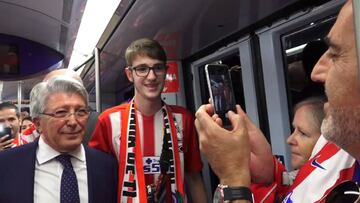 Cerezo llegó en Metro al estreno del Wanda Metropolitano