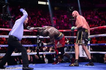 Deontay Wilder es noqueado por Tyson Fury.