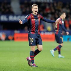 De Frutos lidera el asalto a las plazas de ascenso directo